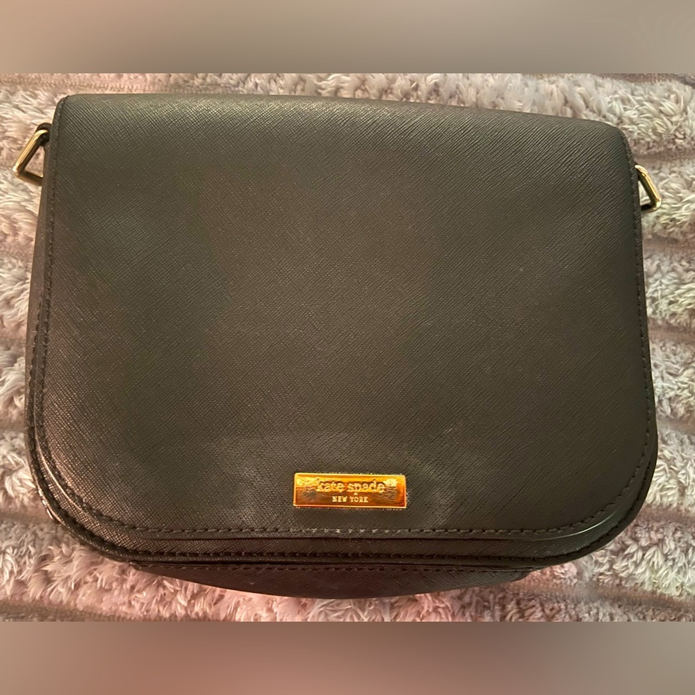 PRE LOVED SMOOTH LEATHER KATE SPADE BLACK CROSSBODY BAG MISSING CROSSBODY STRAP